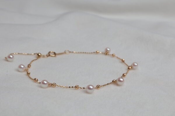 Dancing Akoyas - 舞動阿古屋