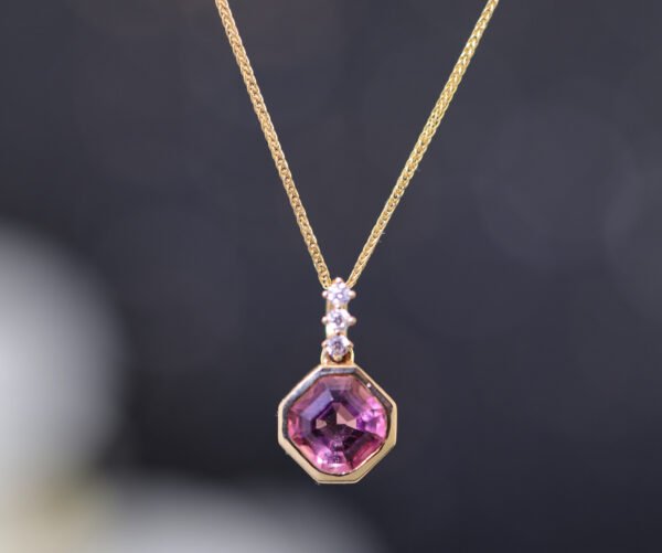 Love's Petal Octagon - 愛之花瓣八角