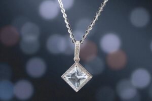 Icy Diamond Kiss - 冰鑽之吻