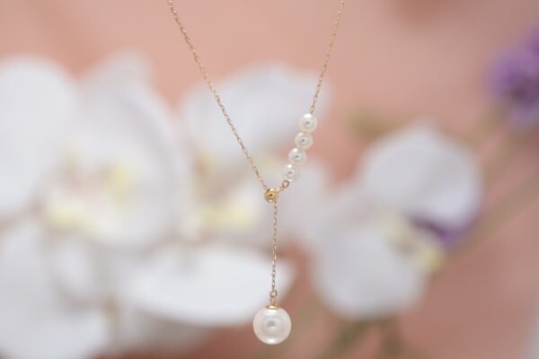 Golden Stream Akoya Necklace - 一縷傾心珍珠項鍊