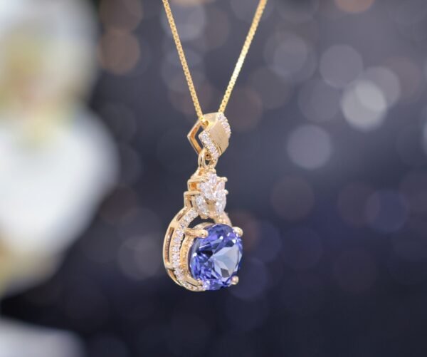 Purple Queen -「星夜之舞」18K頂級坦桑石真鑽墜飾