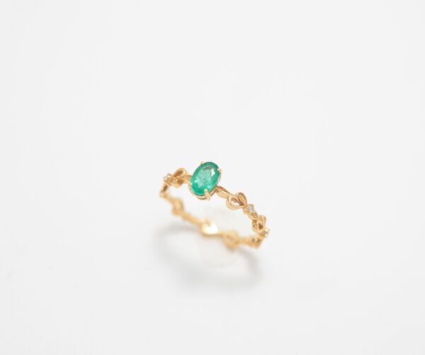 Emerald Vine Ring - 祖母綠藤蔓戒