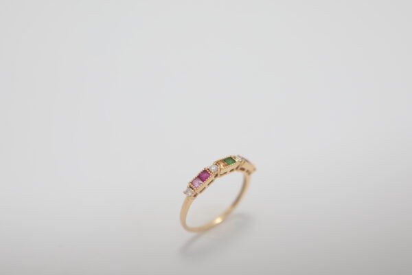 Chromatic Embrace - 彩色擁抱