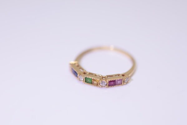 Chromatic Embrace - 彩色擁抱