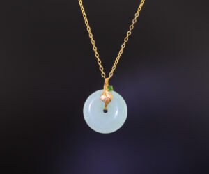 Golden Leaf Peace Disc — 「葉語承安」18K金葉子翡翠平安扣