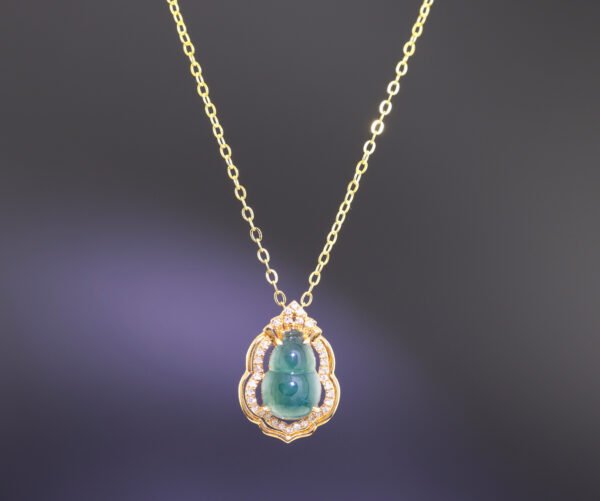 Celestial Blessing Hulu —「福祿映藍」18K金真鑽冰藍水緬甸葫蘆翡翠