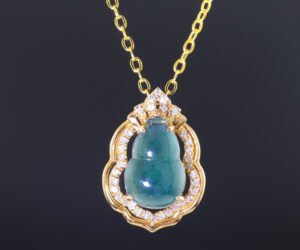 Celestial Blessing Hulu —「福祿映藍」18K金真鑽冰藍水緬甸葫蘆翡翠