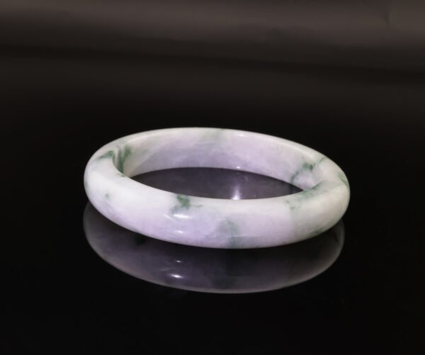 Dawn Frost Jade Bangle — 破曉霜光翡翠手鐲