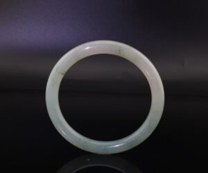 Icy Drift Jadeite Bangle — 冰潤飄花翡翠手鐲