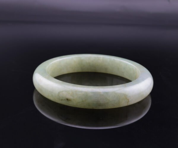 Spring Haze Jadeite Bangle — 春霧糯翠翡翠手鐲