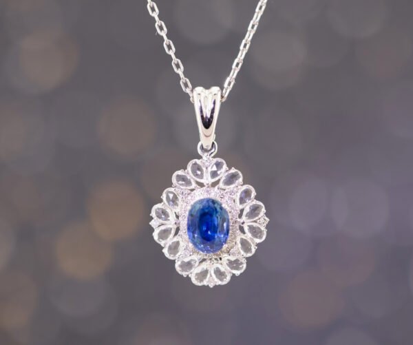 Eternal Ocean –「星海永恆」18K白金藍寶石與白藍寶石真鑽項鍊