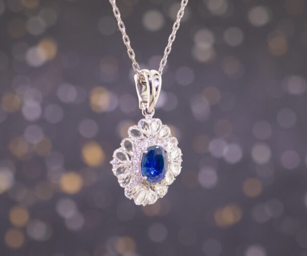 Eternal Ocean –「星海永恆」18K白金藍寶石與白藍寶石真鑽項鍊