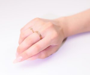 18K 白金 真鑽花冠設計項鍊 - 18K White Gold Diamond Floral Crown Necklace