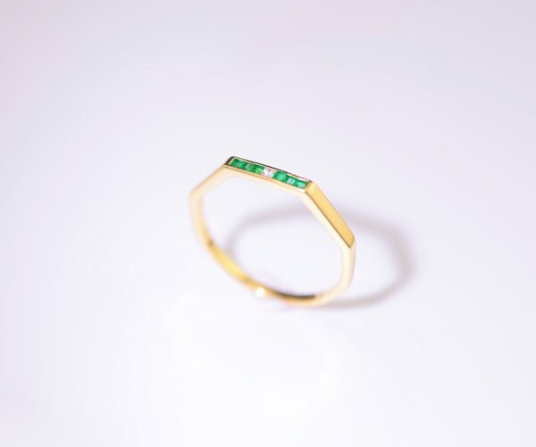 Emerald Orbit Ring  -「綠境六和」18K金祖母綠真鑽六邊形戒指