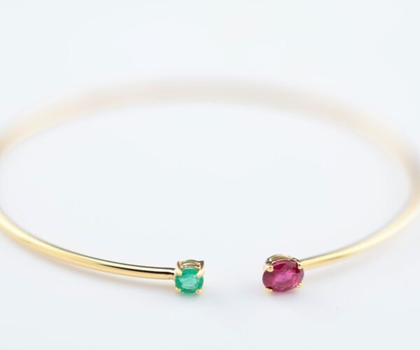 Twin Flames Bangle – 「紅與綠的邂逅」18k金開口手環
