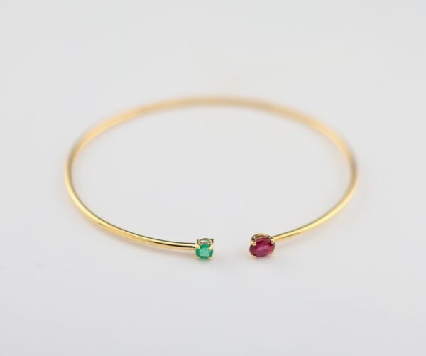 Twin Flames Bangle – 「紅與綠的邂逅」18k金開口手環