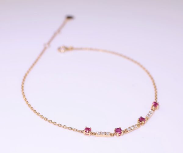 Ruby Symphony Bracelet – 「愛與勇氣的光芒」18k金紅寶石真鑽手鍊