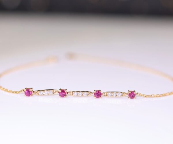 Ruby Symphony Bracelet – 「愛與勇氣的光芒」18k金紅寶石真鑽手鍊