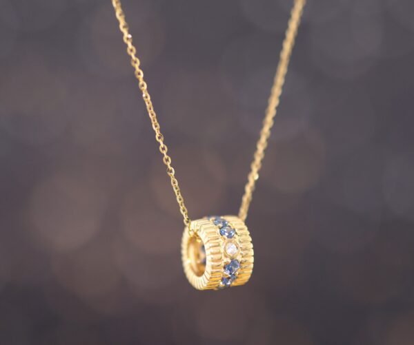 Sapphire Eternity Charm —「幸運之輪」18K金藍寶石真鑽項鍊