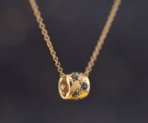 Sapphire Constellation Necklace — 「星辰之環」18K金藍寶石真鑽轉運項鍊