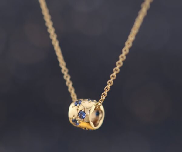 Sapphire Constellation Necklace — 「星辰之環」18K金藍寶石真鑽轉運項鍊