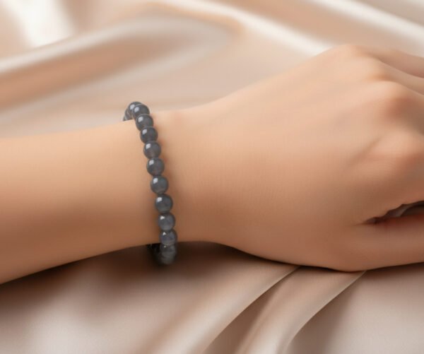 Ethereal Mist Jade Bracelet - 空靈煙霧和田玉手串