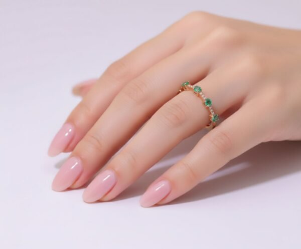 Emerald Rose Harmony Ring -「綠語心鑽」18K金祖母綠真鑽戒指