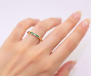 Emerald Orbit Ring  -「綠境六和」18K金祖母綠真鑽六邊形戒指
