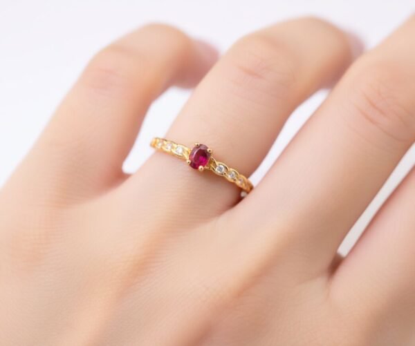 Ruby Flame Elegance 紅寶火焰優雅戒指