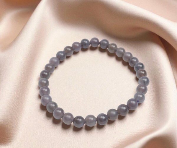 Sacred Smoke Jade Bracelet - 神聖煙韻和田玉手串