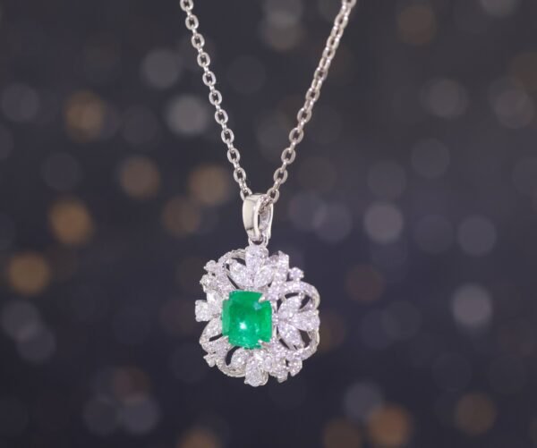 18K 白金 真鑽花冠設計項鍊 - 18K White Gold Diamond Floral Crown Necklace