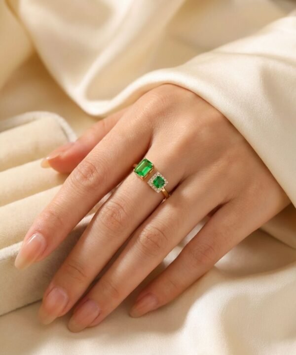 Green Harmony - 卡扎尼綠沙弗萊 × 真鑽開口雙石戒