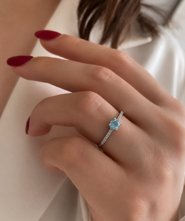 Sky Serenity Ring｜晴空之境 925純銀天空藍托帕石戒指