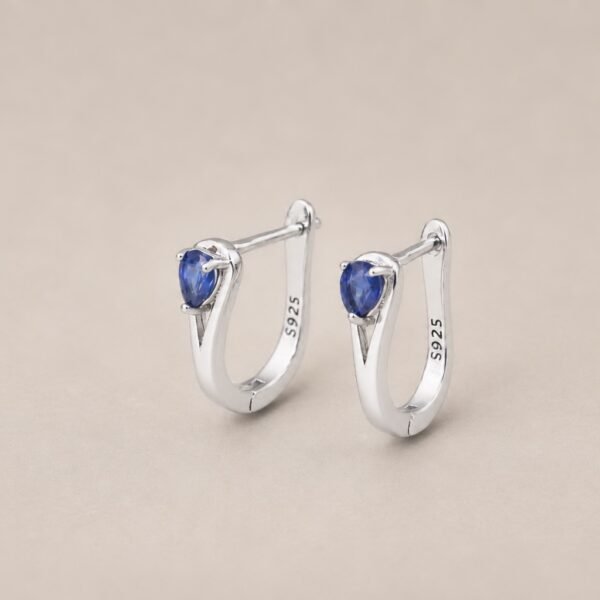 Sapphire Drop Huggie Earrings｜藍寶水滴 925純銀藍寶石耳扣耳環