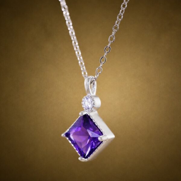 Violet Diamond Necklace｜紫晶菱光 925純銀紫水晶鋯石項鍊