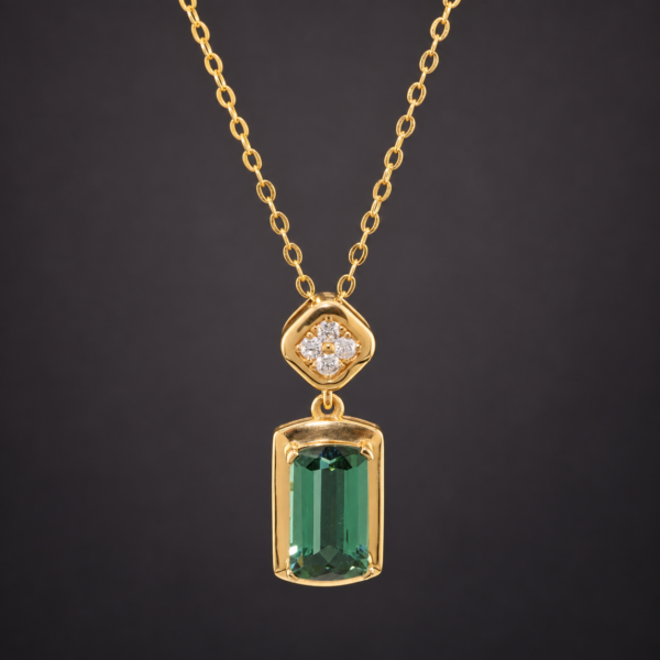 pendant18klubixi4 Verdant Prestige Tourmaline Necklace|翠境臻光 18K黃金綠碧璽鑽石項鍊