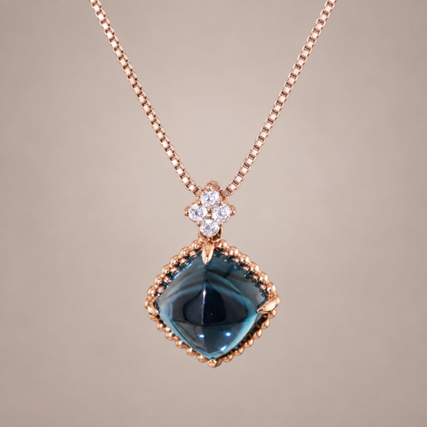 Midnight Sugar London Blue Pendant｜午夜藍糖塔 18K玫瑰金倫敦藍托帕石鑽石墜飾