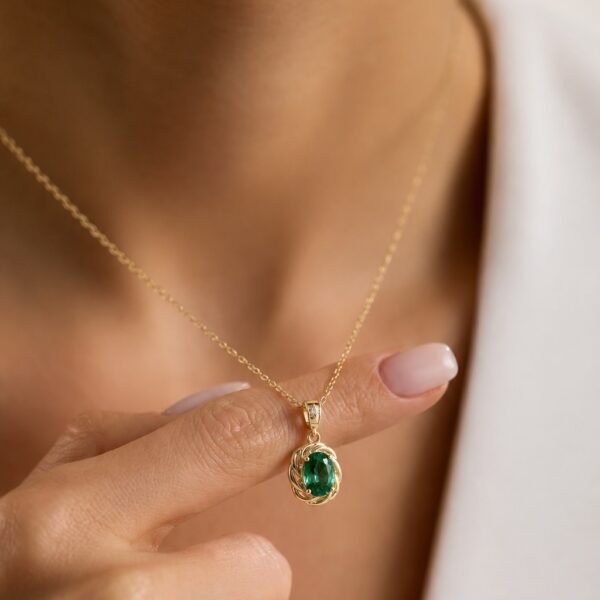pendantlubixiqueson6 Verdant Embrace Tourmaline Pendant|翠綠之擁 18K黃金綠碧璽墜飾