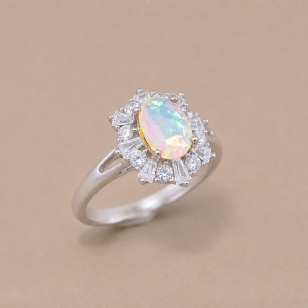 Aurora Opal Ring｜極光幻彩 925純銀蛋白石鋯石戒指