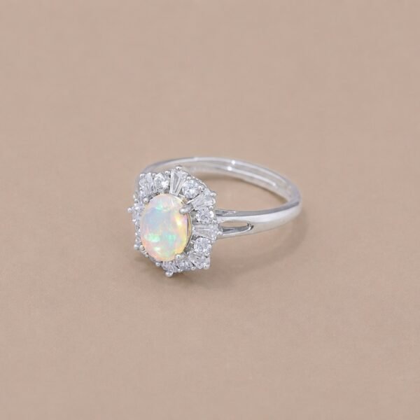Aurora Opal Ring｜極光幻彩 925純銀蛋白石鋯石戒指