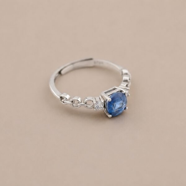 Royal Azure Ring｜皇家藍韻 925純銀藍寶石戒指