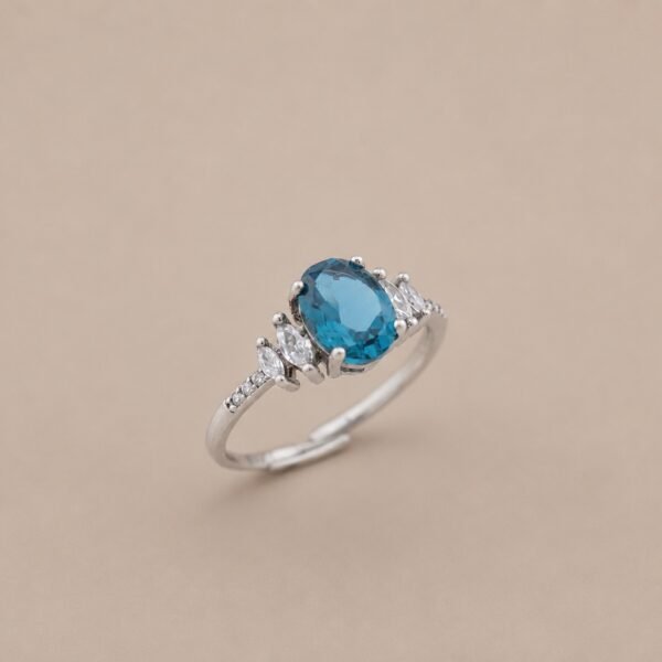 Midnight Tide Ring｜深海夜潮 925純銀倫敦藍托帕石戒指