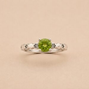 Spring Glow Ring｜春翠微光 925純銀橄欖石戒指