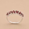 Crimson Arc Ring｜緋紅弧光 925純銀紅石榴石戒指