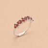 Crimson Arc Ring｜緋紅弧光 925純銀紅石榴石戒指