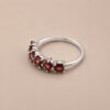 Crimson Arc Ring｜緋紅弧光 925純銀紅石榴石戒指