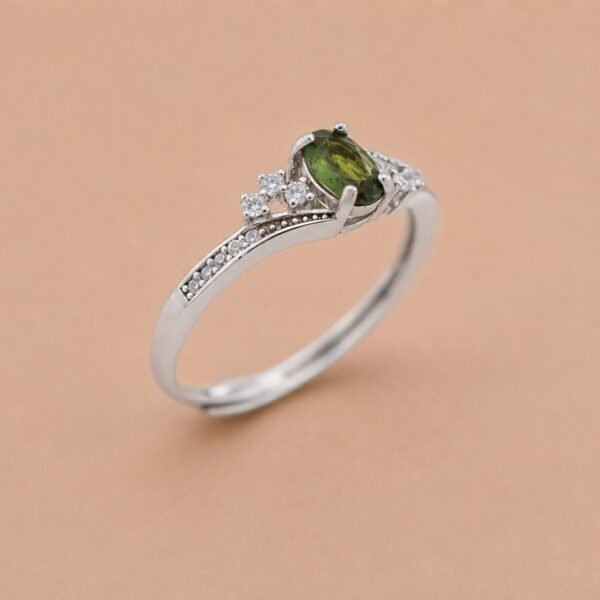 Verdant Melody Ring｜翠韻流光 925純銀綠色碧璽戒指