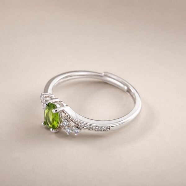 Verdant Melody Ring｜翠韻流光 925純銀綠色碧璽戒指