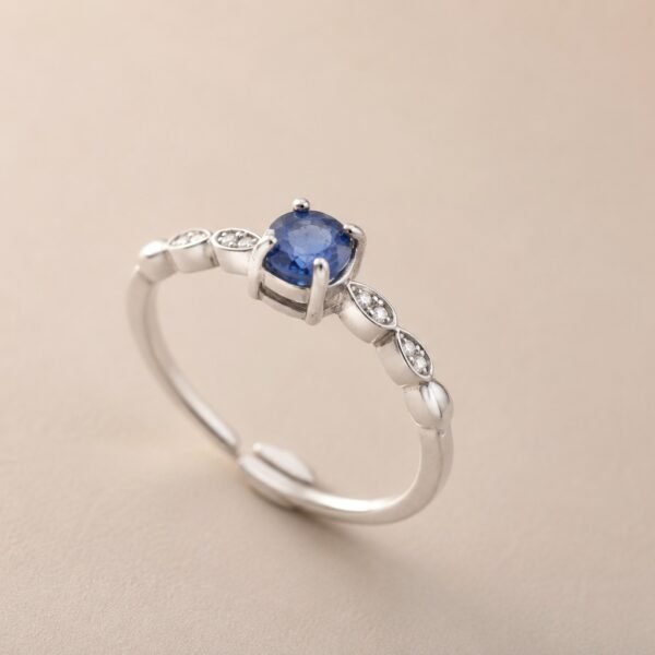 Sapphire Vine Ring｜藍寶藤光 925純銀藍寶石鋯石戒指