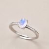 Moonlit Aura Ring｜月映柔光 925純銀橢圓月光石戒指